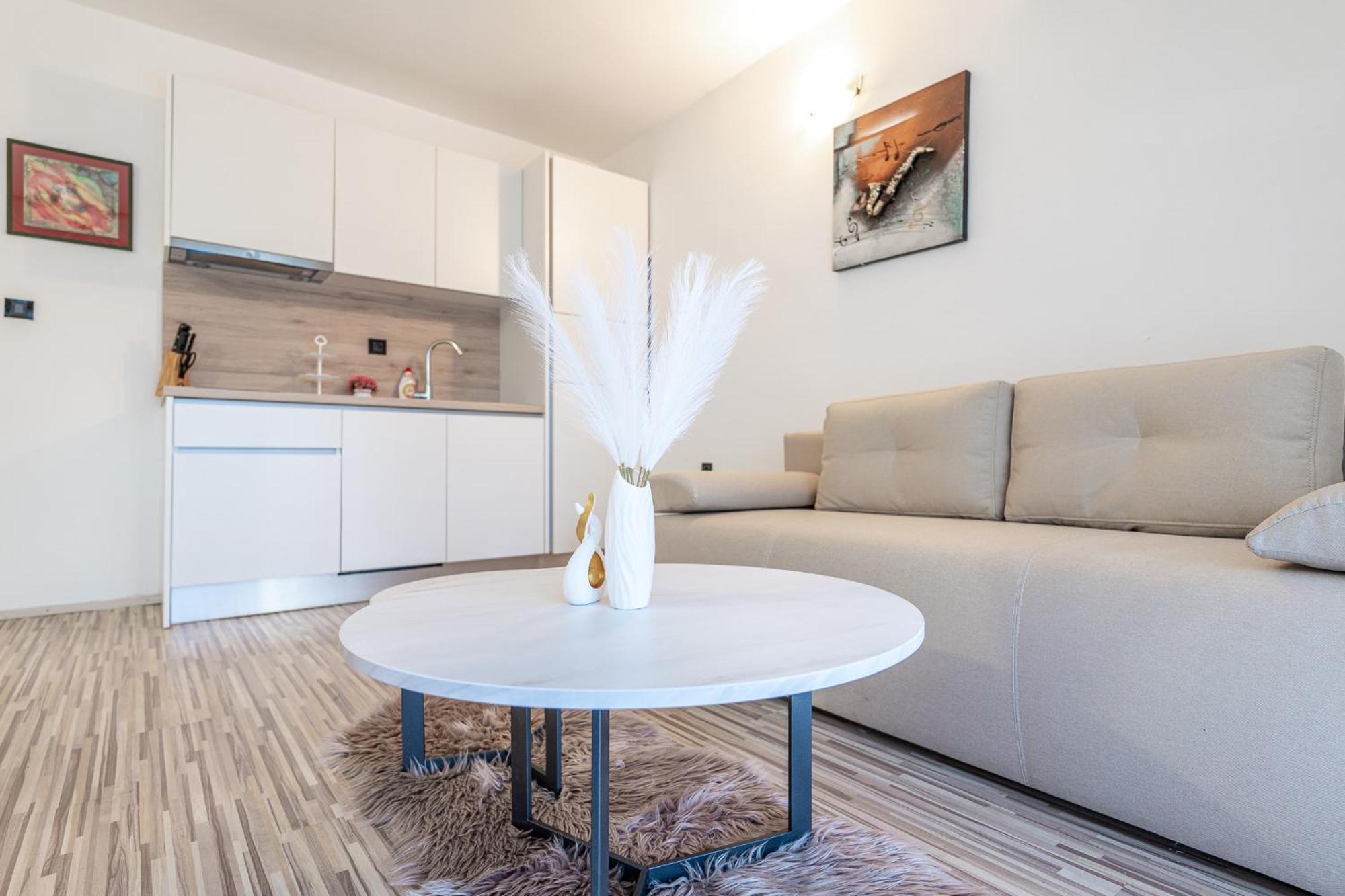 Apartments Villa Rudi بيبينيا المظهر الخارجي الصورة